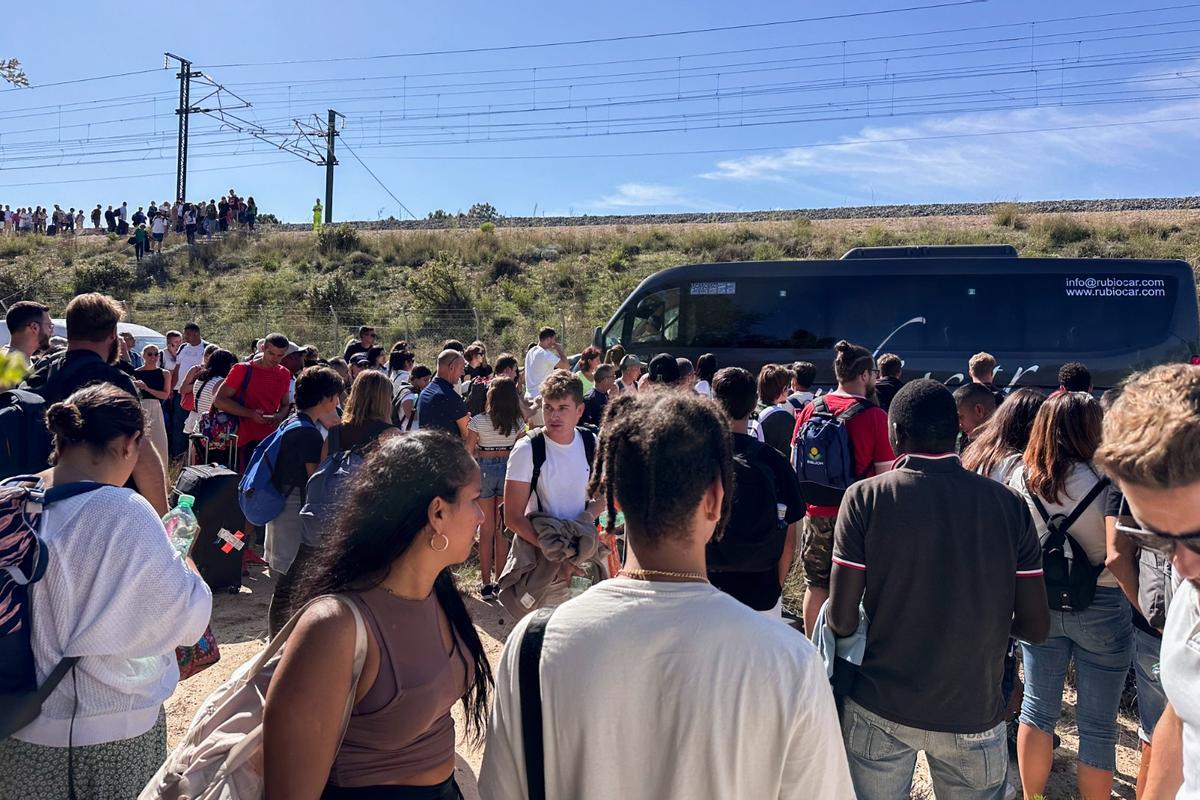 Una avería en la línea del AVE a Levante detiene varios trenes en Cuenca