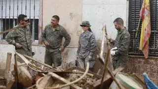 El tercer contingente de la Brigada Guzmán el Bueno X parte hacia Valencia