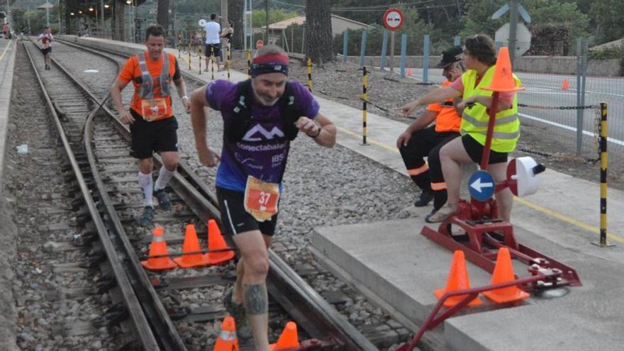 Juan Giménez y María Allés se imponen en la Cursa Camí de Ferro