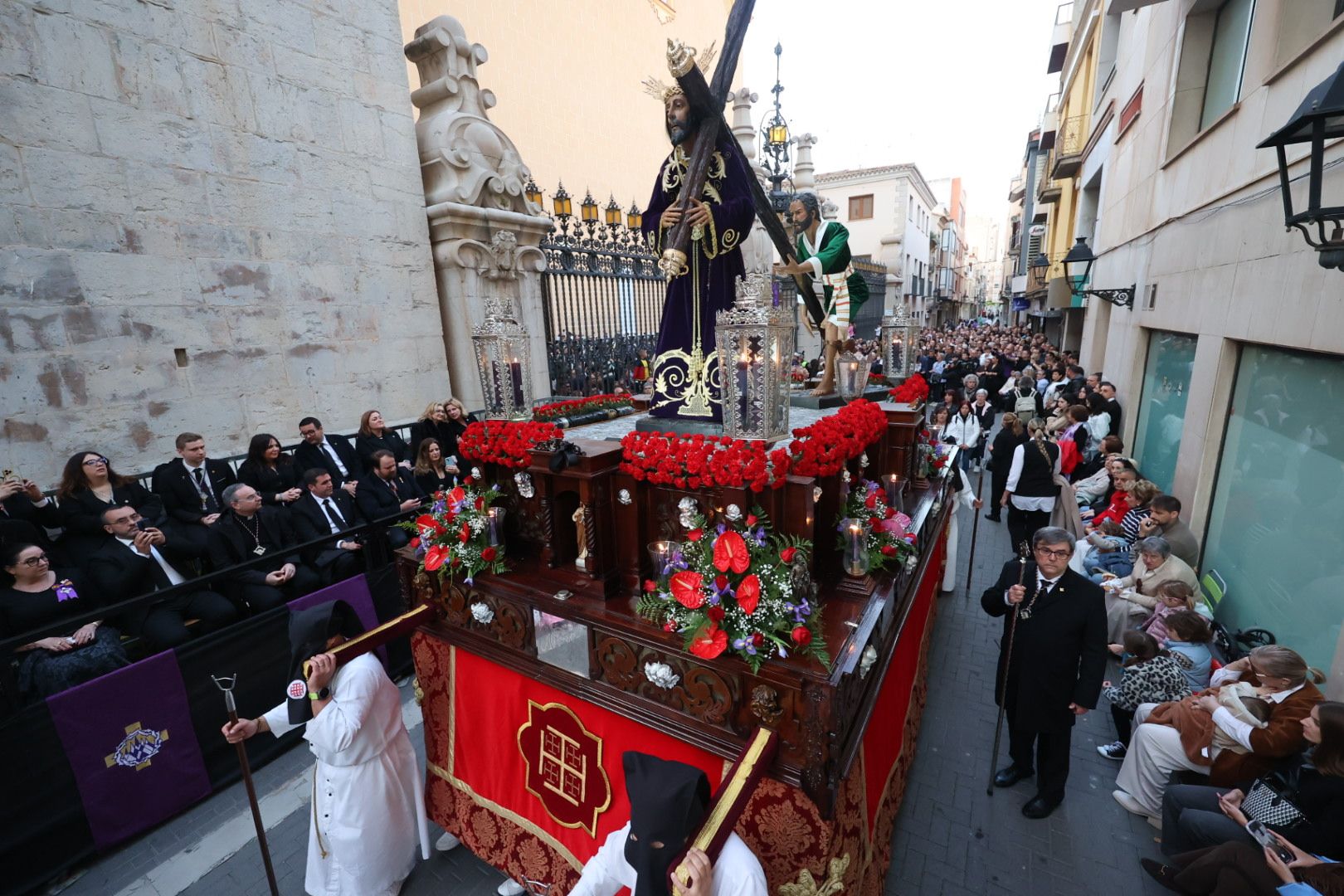 Galería de imágenes: Fervor en el Santo Entierro de Vila-real