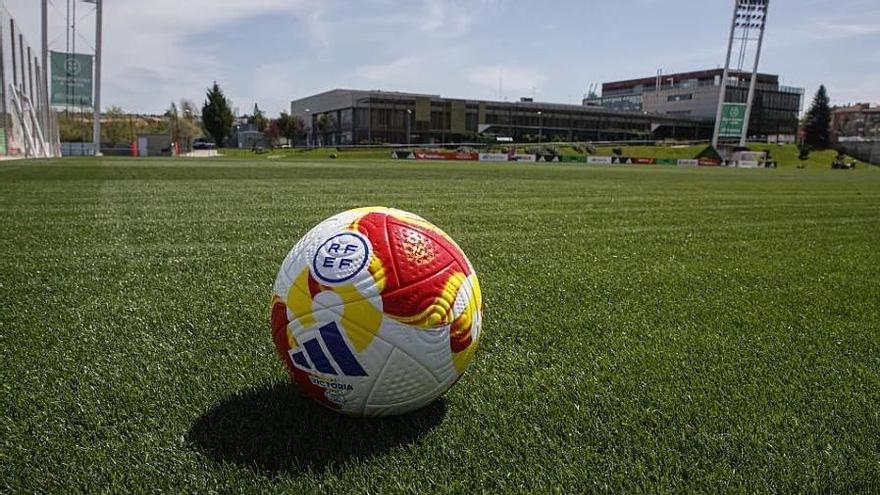 'Victoria', balón oficial de la final de la Copa del Rey.