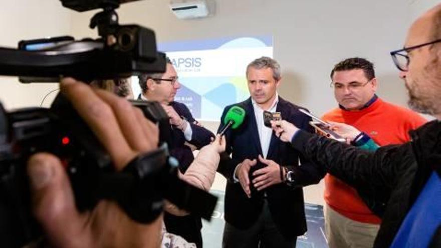 Un momento del acto de Hidraqua, ayer, en Benidorm.