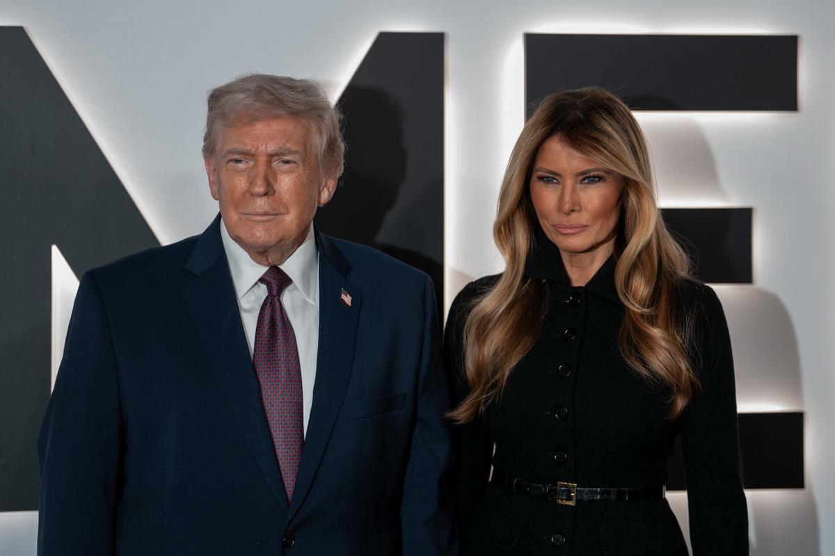 29 January 2026, US, Washington: US President Donald Trump and Lady Melania Trump arrive at the premiere of the Amazon MGM Studios film "Melania" at the John F. Kennedy Center for the Performing Arts in Washington DC. The film documents the period leading up to the 2025 Presidential Inauguration and Melania Trump's role during the White House transition. Photo: Andrew Leyden/ZUMA Press Wire/dpaAndrew Leyden/ZUMA Press Wire/dp / DPA29/01/2026 ONLY FOR USE IN SPAIN
