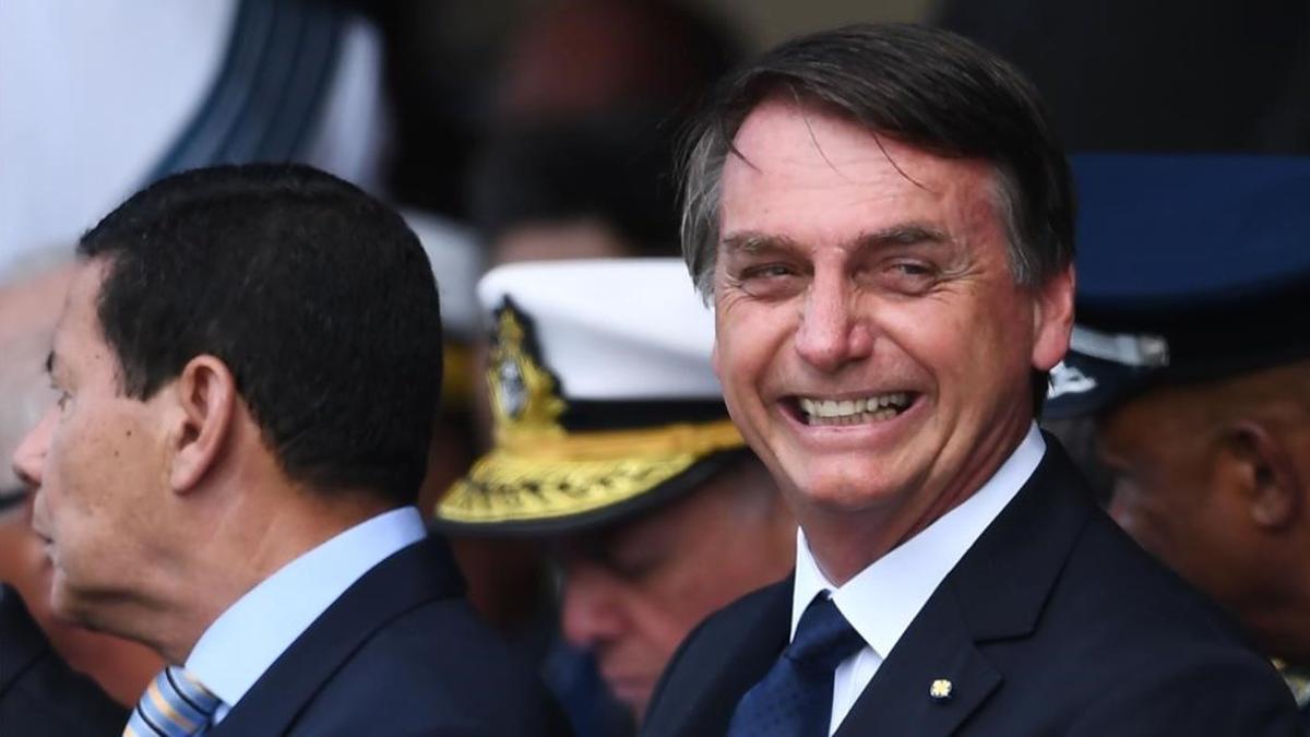 zentauroepp46426077 brazilian president jair bolsonaro smiles during the ceremon190109164923