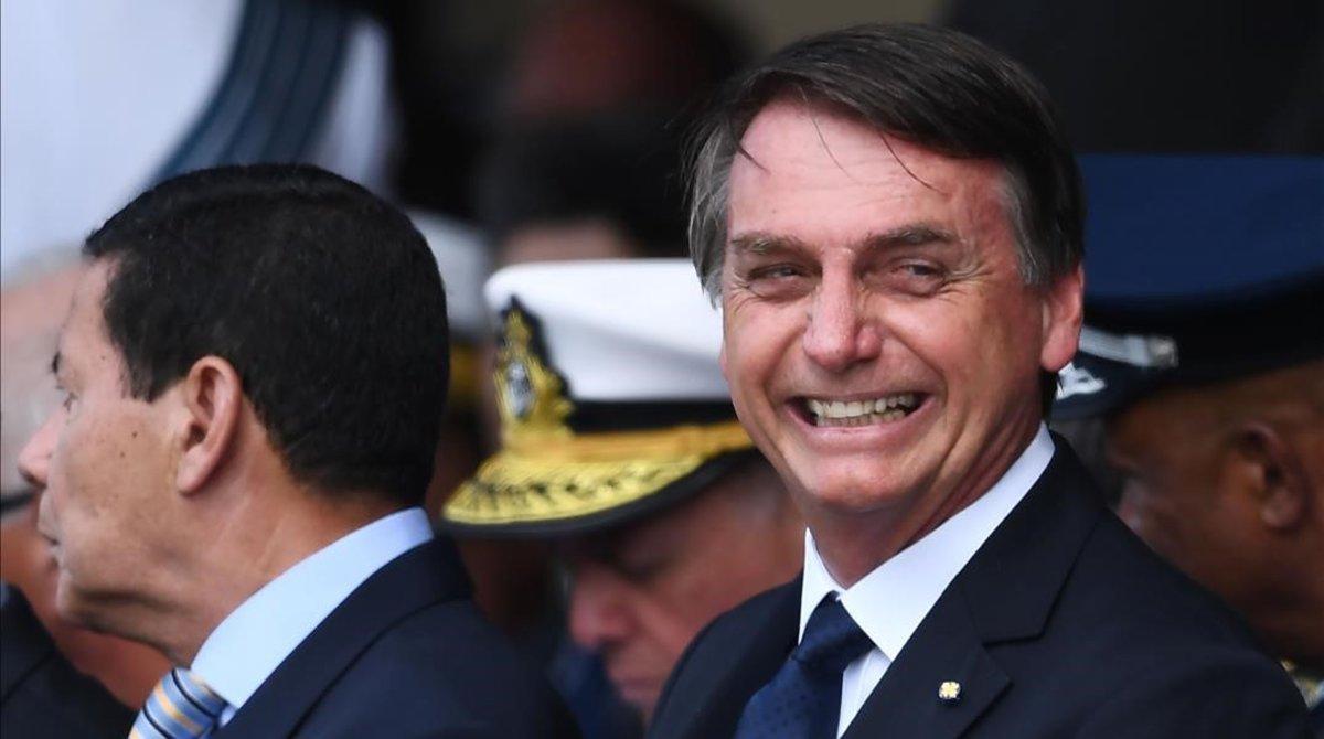 zentauroepp46426077 brazilian president jair bolsonaro smiles during the ceremon190109164923