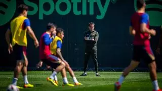 Xavi no da tregua después de la debacle en Girona