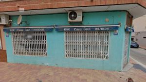 Fachada del bar Casi Javi antes de la explosión