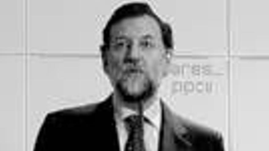 Rajoy acude a Valencia para dar su &quot;respaldo absoluto&quot; a Camps