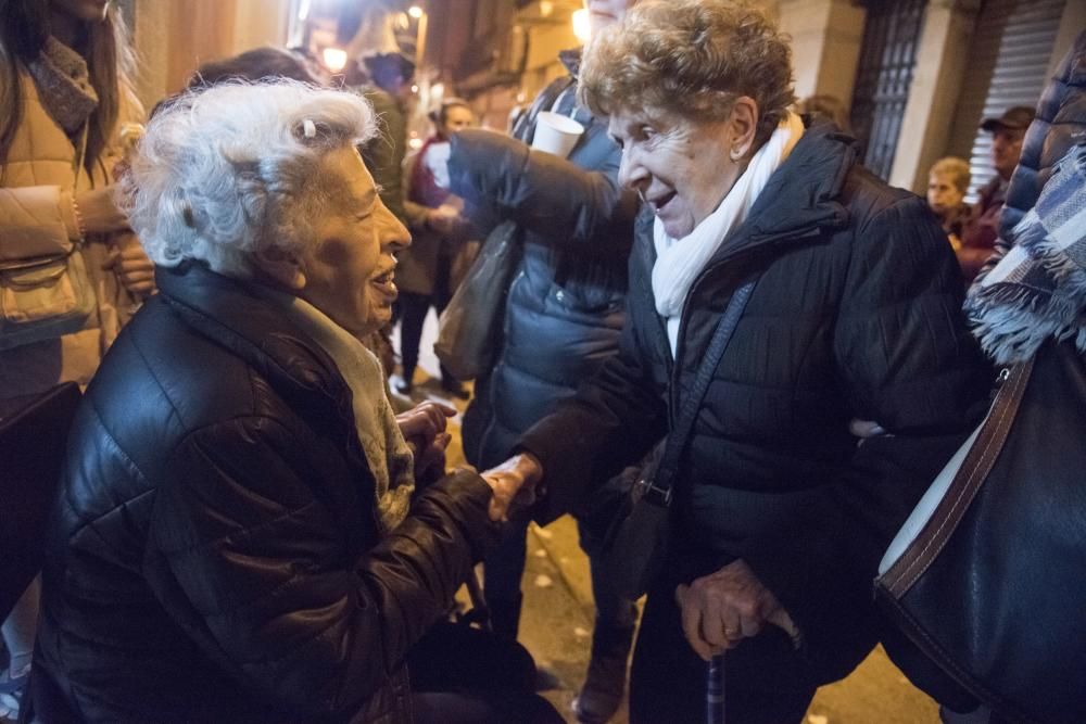 Festa sorpresa per homenatjar una comerciant que ha fet història a Manresa