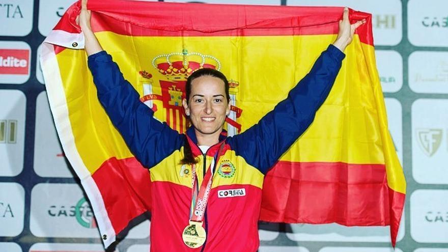 Fátima Gálvez, tras ganar una medalla con la selección española.