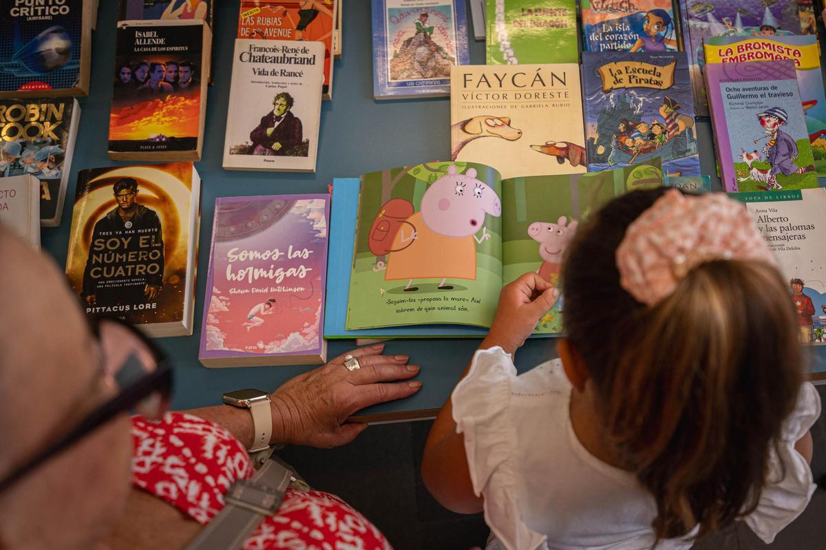 Décima edición de la Suelta de Libros de Santa Úrsula con la participación activa de la ciudadanía. Décima edición de la Suelta de Libros de Santa Úrsula con la participación activa de la ciudadanía.