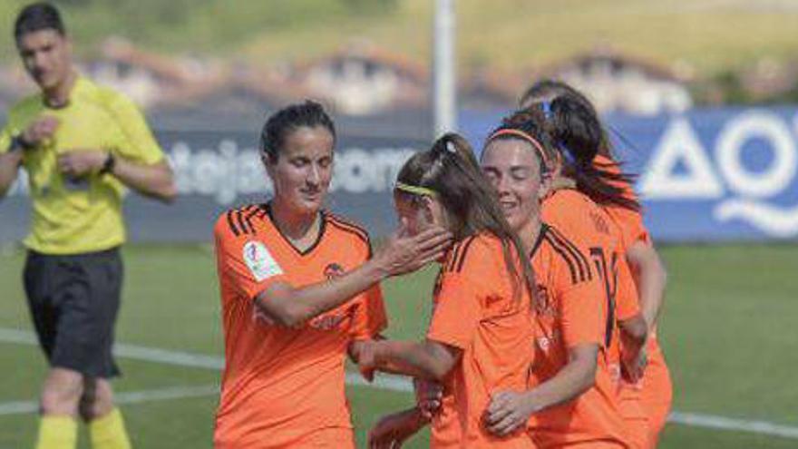 El Valencia Femenino golea a la Real Sociedad