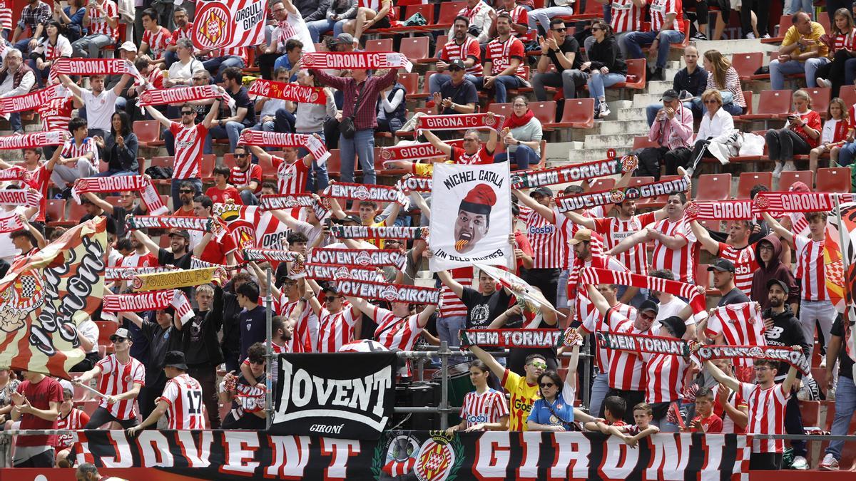 El Jovent Gironí, donant suport al Girona durant el partit contra el Vila-real