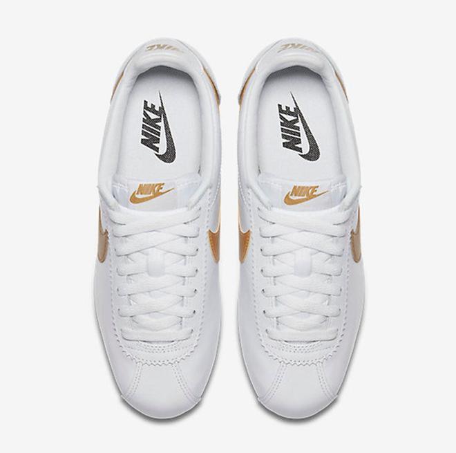 Unas sneakers