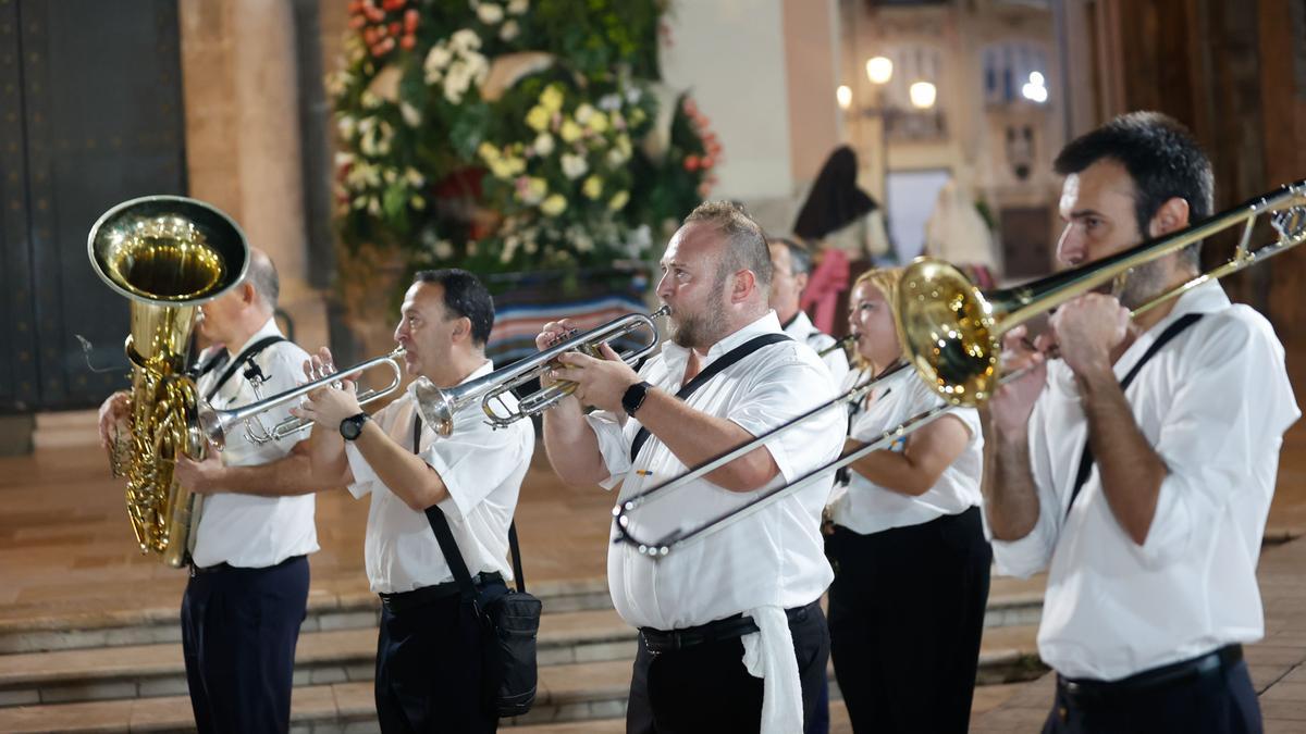 Búscate en el primer día de Ofrenda por las calles del Mar y Avellanas entre las 21:00 y 22:00 horas