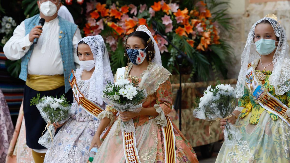 Búscate en el segundo día de Ofrenda por la calle del Mar (entre las 18.00 y las 19.00 horas).