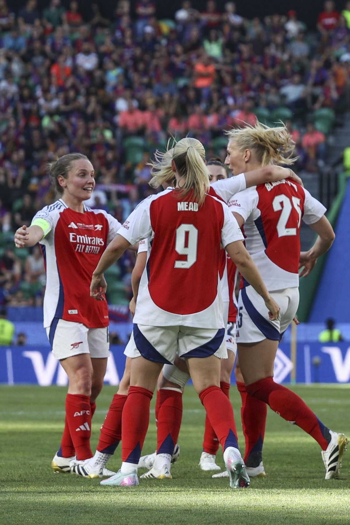 Les imatges de lArsenal - Barça de la final de la Champions femenina