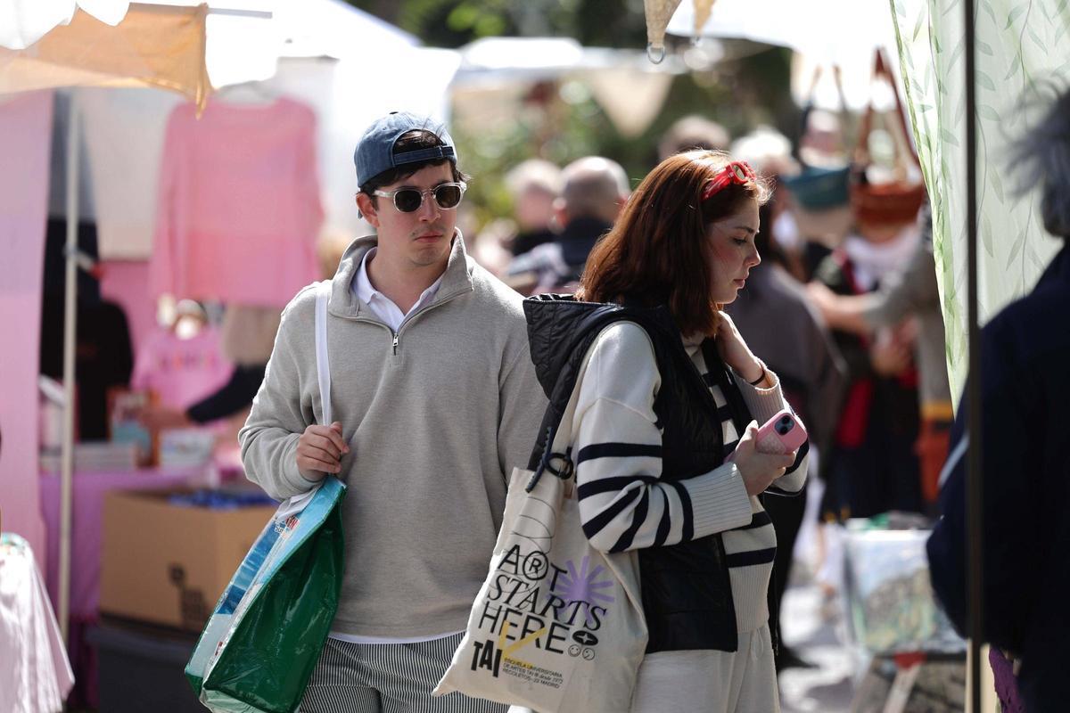 Todas las imágenes del primer día de la temporada del Hippy Market Punta Arabí en Ibiza