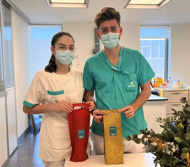 El Hospital Quirónsalud ofrece a sus pacientes ingresados un obsequio y menú especial de Nochebuena y Navidad