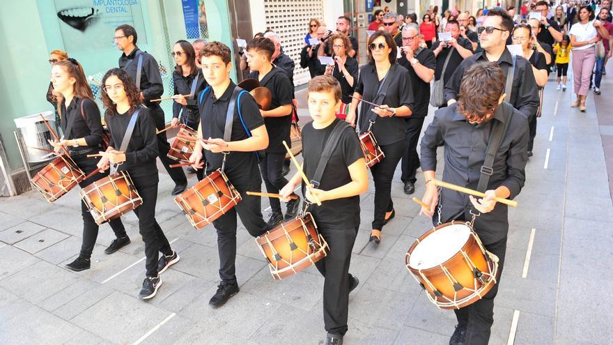 Dolçainada y muixeranga en Elche por el 9 de octubre