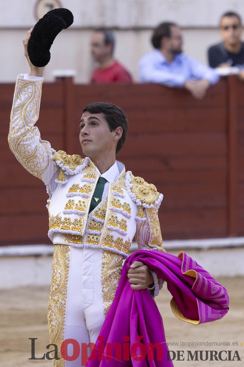 Tarde histórica en Abarán con la alternativa de José María Trigueros y el indulto de Tomás Rufo, junto a Castella salieron a hombros