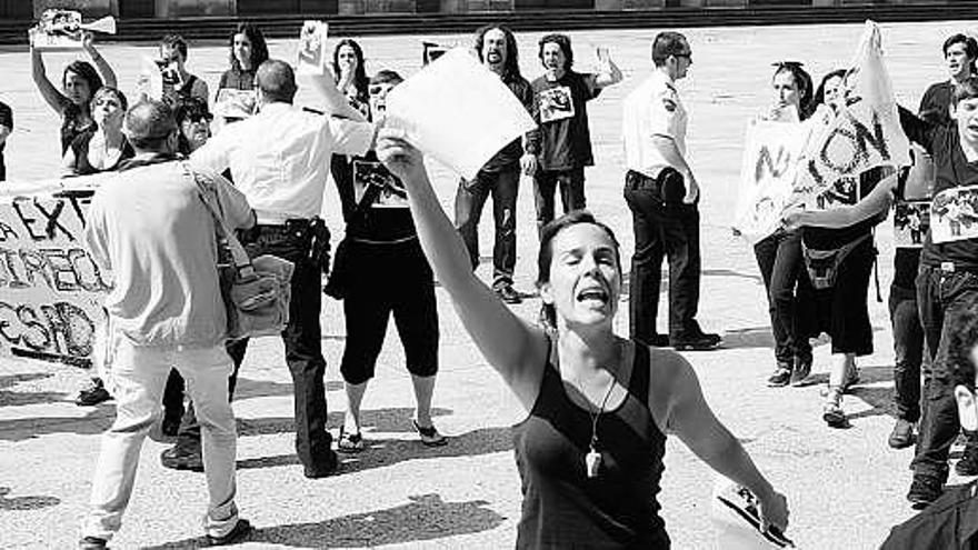 Protesta de los alumnos de la ESAD por la supresión del grado de dirección de escena