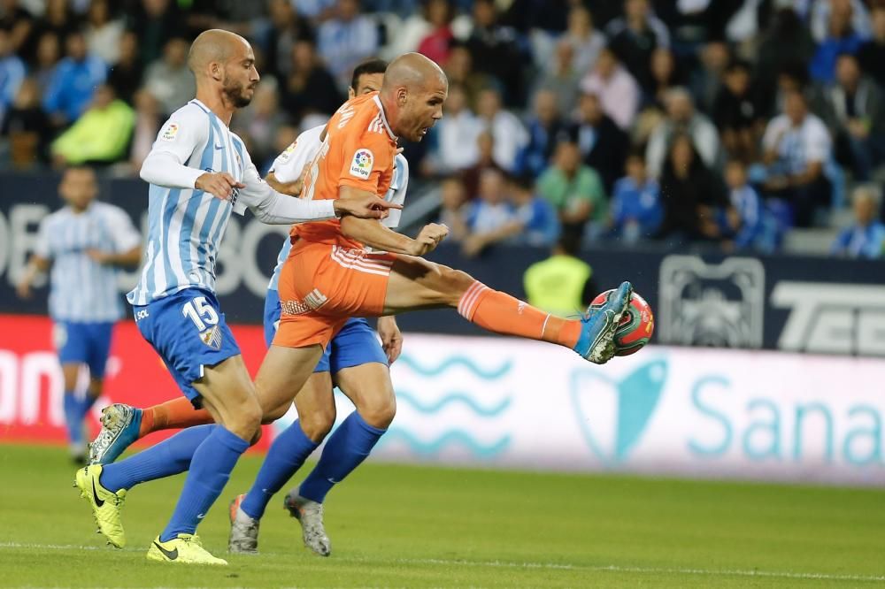El partido entre el Málaga y el Oviedo, en imágenes