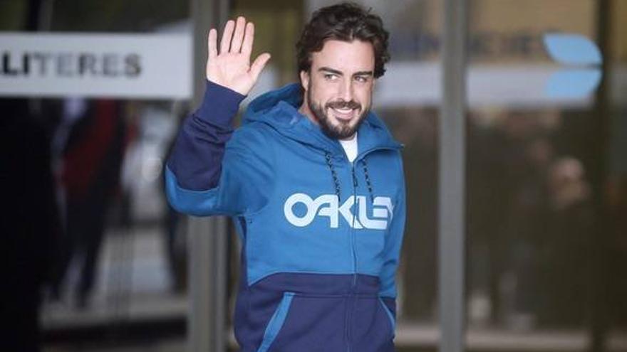 Alonso sale del hospital tres días después de su accidente