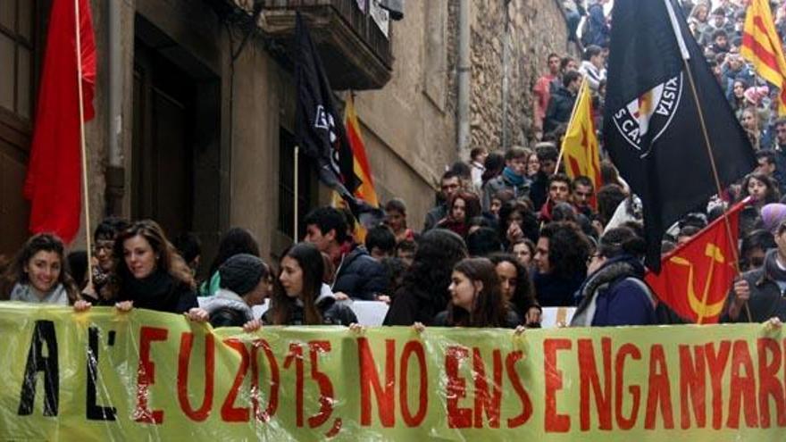 Estudiants de la UdG es manifesten en contra del «3+2»