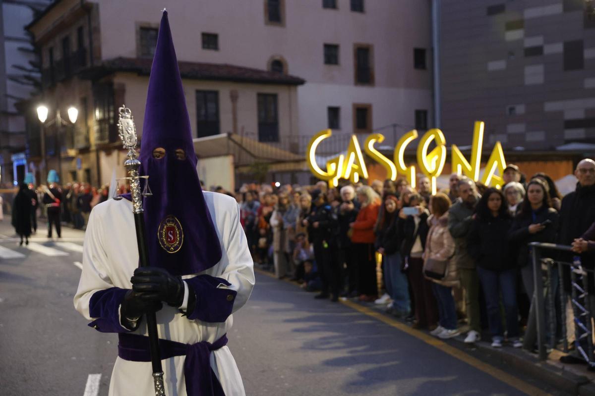 La procesión del Silencio de la Semana Santa Ovetense