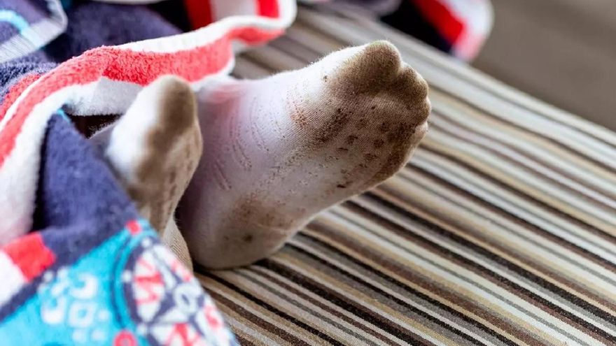 Dormir con calcetines: más bacterias que la taza del inodoro