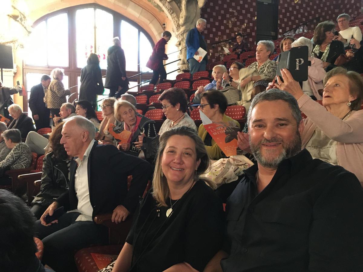 Puigcerdanesos al Palau de la Música abans del concert