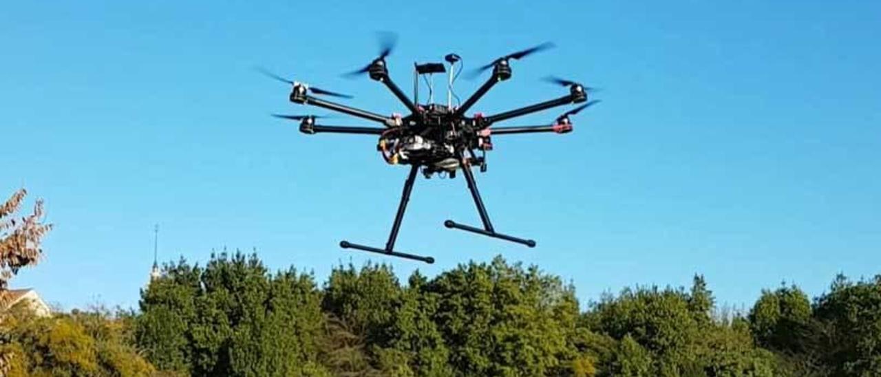 El dron ideado para detectar minas antipersona.