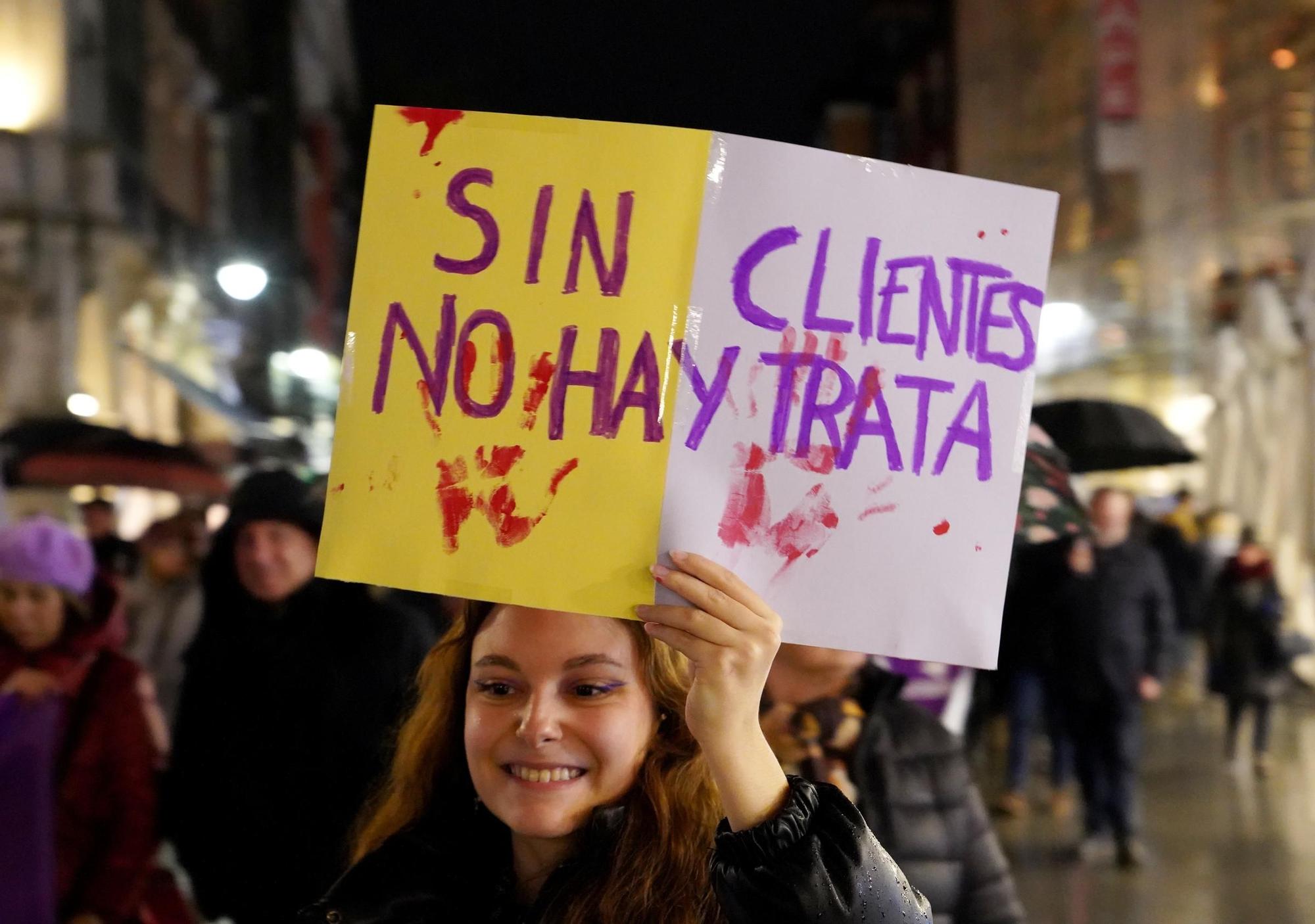 Miles de personas salen a las calles de Castilla y León para reivindicar la igualdad de género
