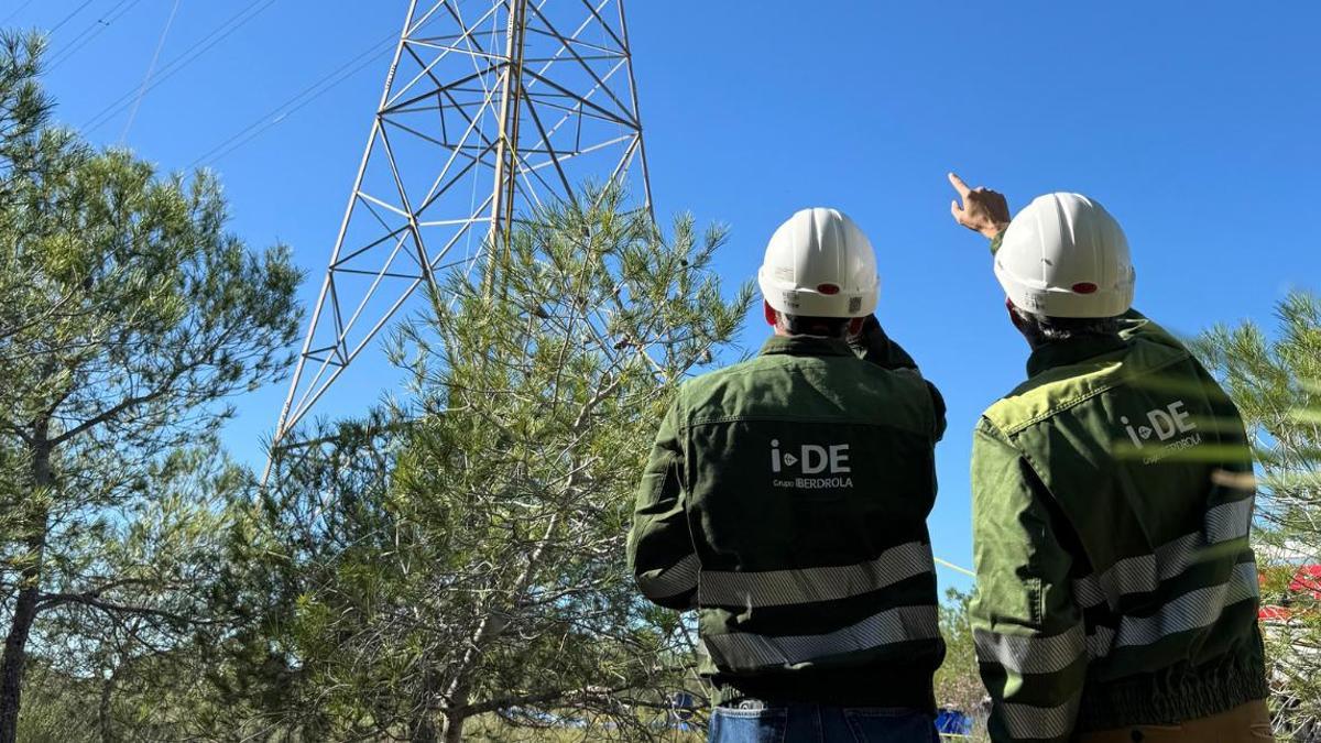 i-DE realiza un simulacro de emergencias para garantizar una respuesta eficaz en situaciones extraordinarias