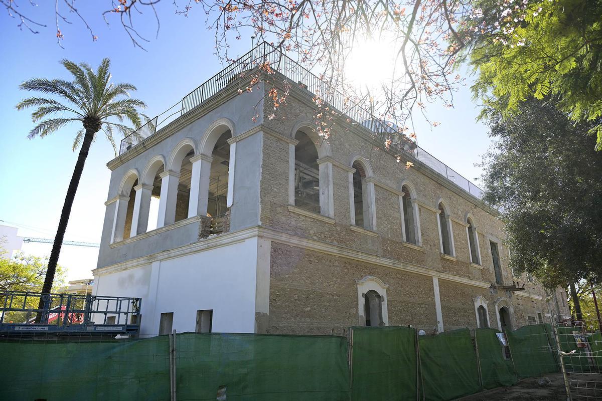 Villa Amparo por fuera en Paiporta.