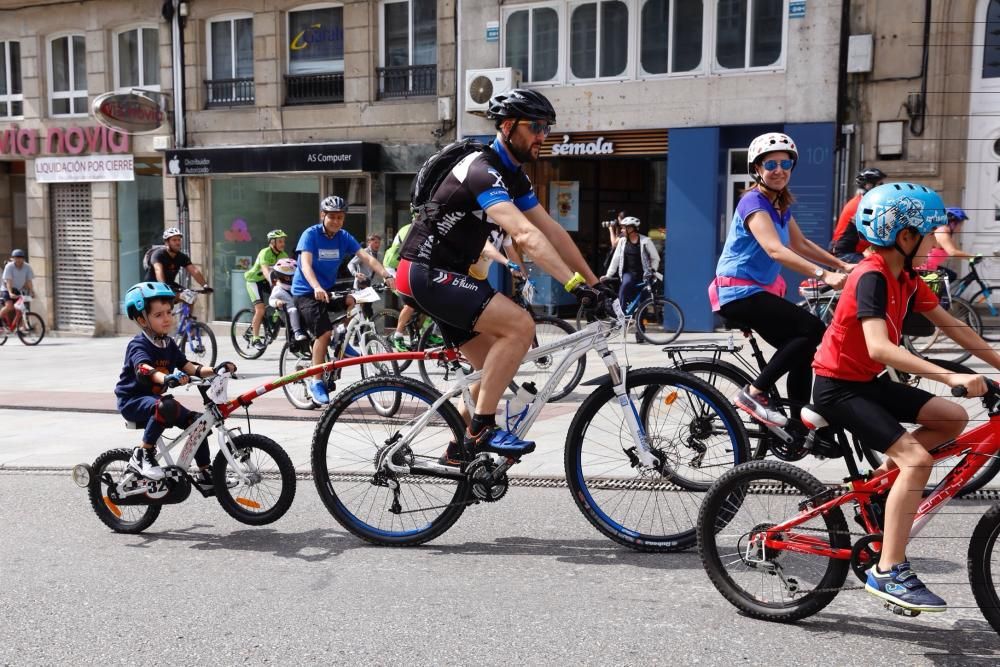 "A Pedaliña" pone a Vigo encima de la bici