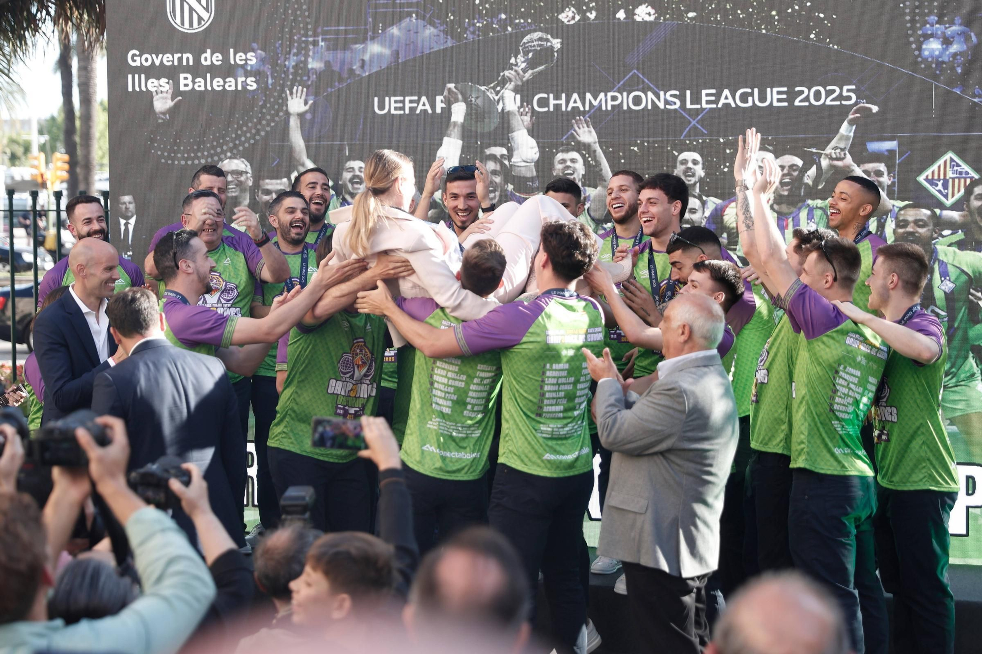 Fin de fiesta del Pama Futsal en el Consolat de Mar