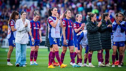 Las jugadoras del Barça agradecen el apoyo en Montjuïc