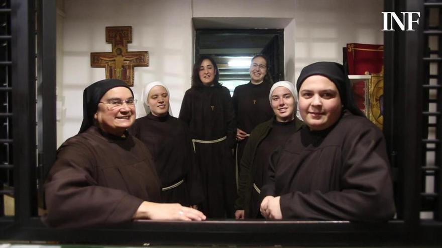 Las monjas de Santa Faz reciben la visita del obispo y el alcalde