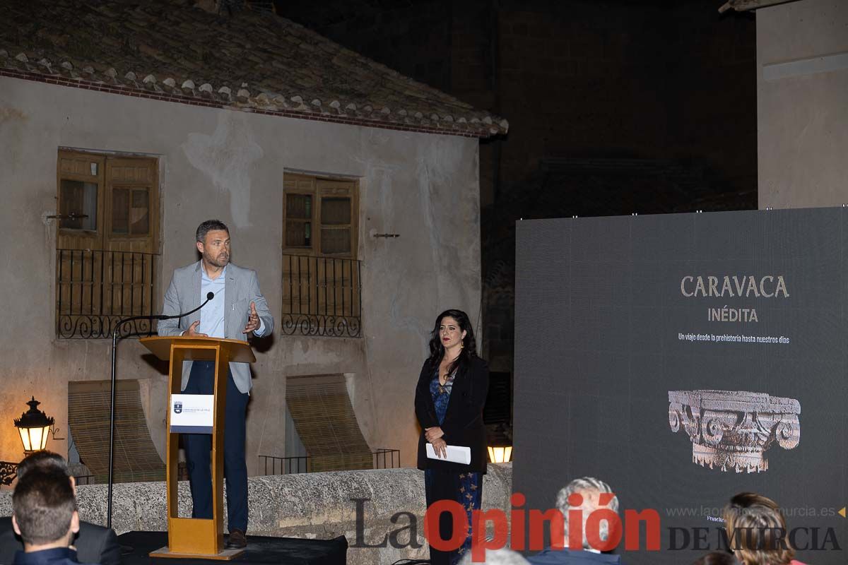 Así fue la presentación del libro ''Caravaca inédita. Un viaje desde la prehistoria hasta nuestros días'