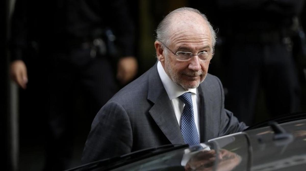 16/10/14 Rodrigo Rato sale de declarar a la Audiencia Nacional por el caso de las tarjetas opacas de Caja Madrid.