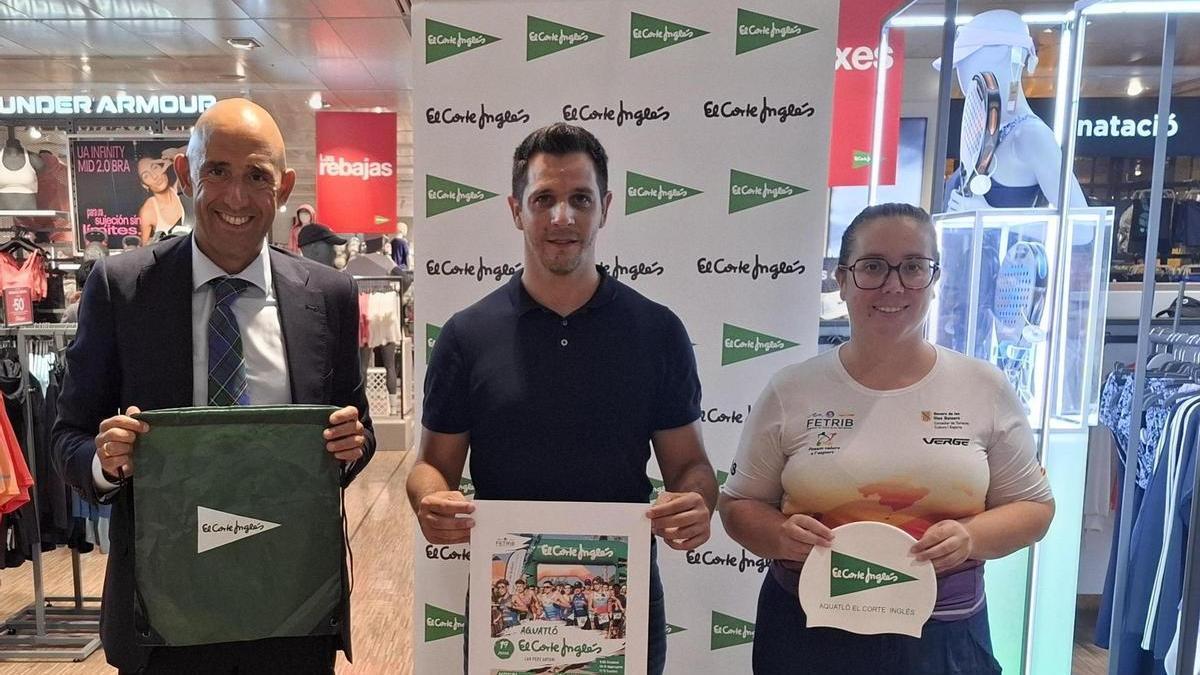 Antonio Sánchez, David Salom y Paula Caballero, en la presentación del acuatlón Ciutat de Palma-El Corte Inglés