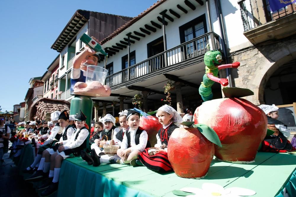 Pregón y desfile de las fiestas de El Bollo en Avilés