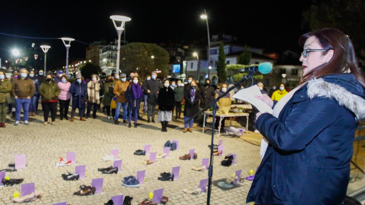 25N: Galicia salió a la calle vestida de morado
