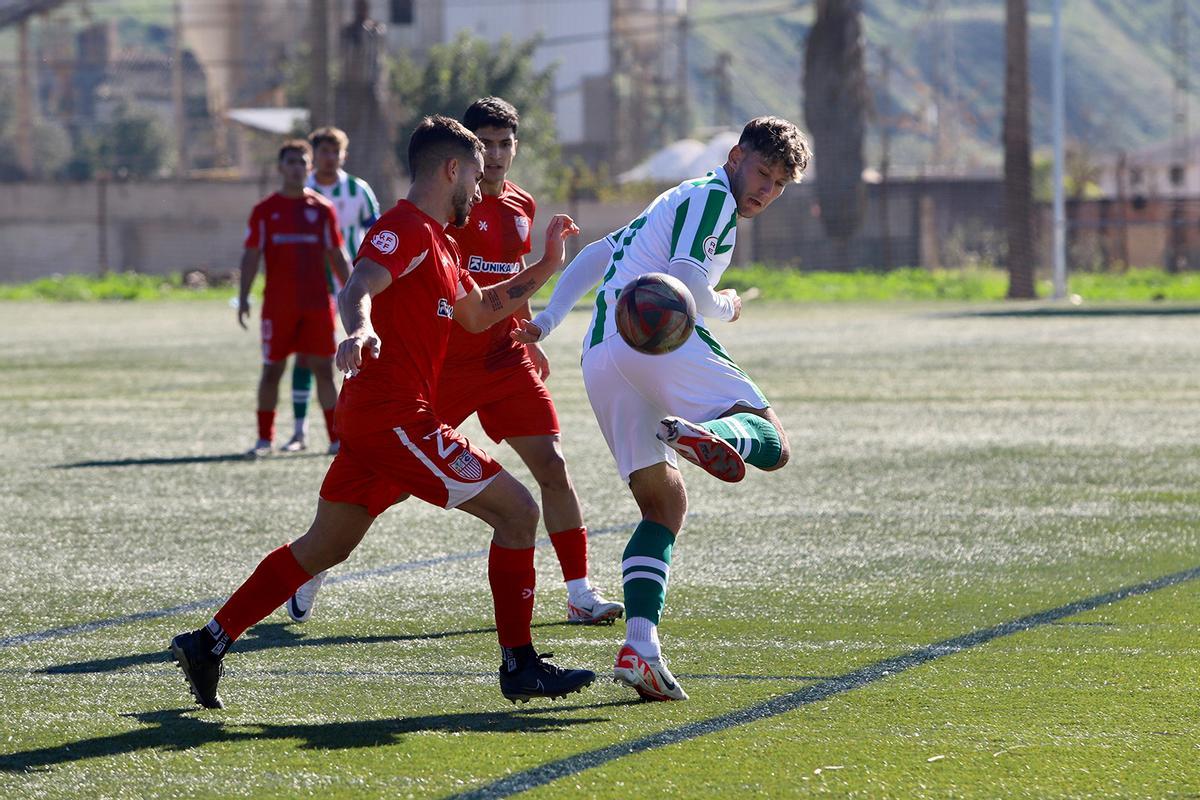Córdoba CF B - La Palma: el partido de Tercera, en imágenes
