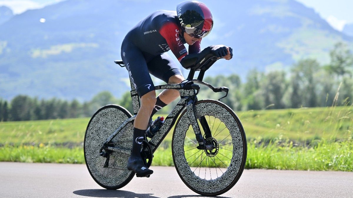 Geraint Thomas logra el maillot amarillo