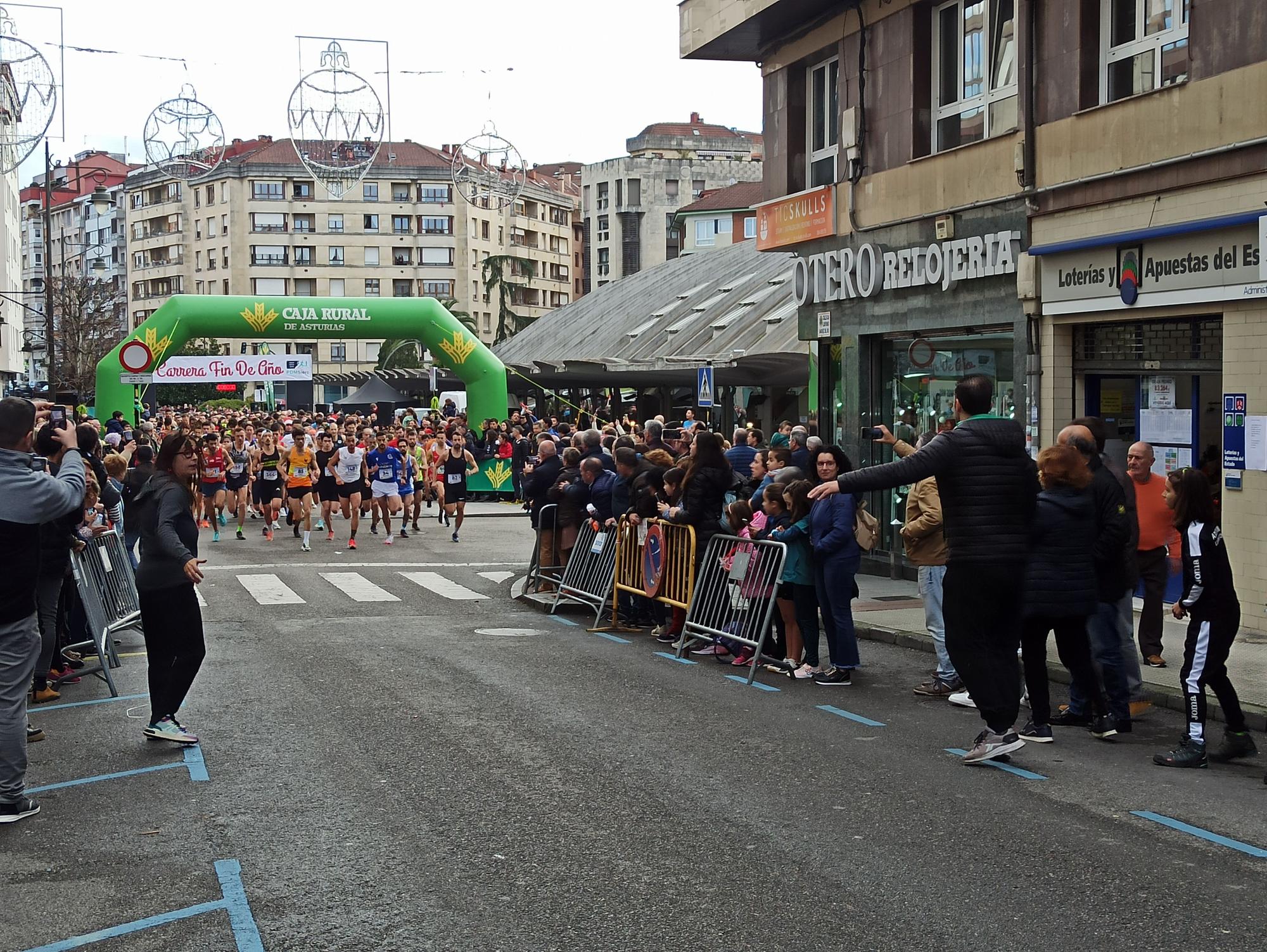 Casi 1.500 participantes disputan la carrera de Fin de Año de Pola de Siero