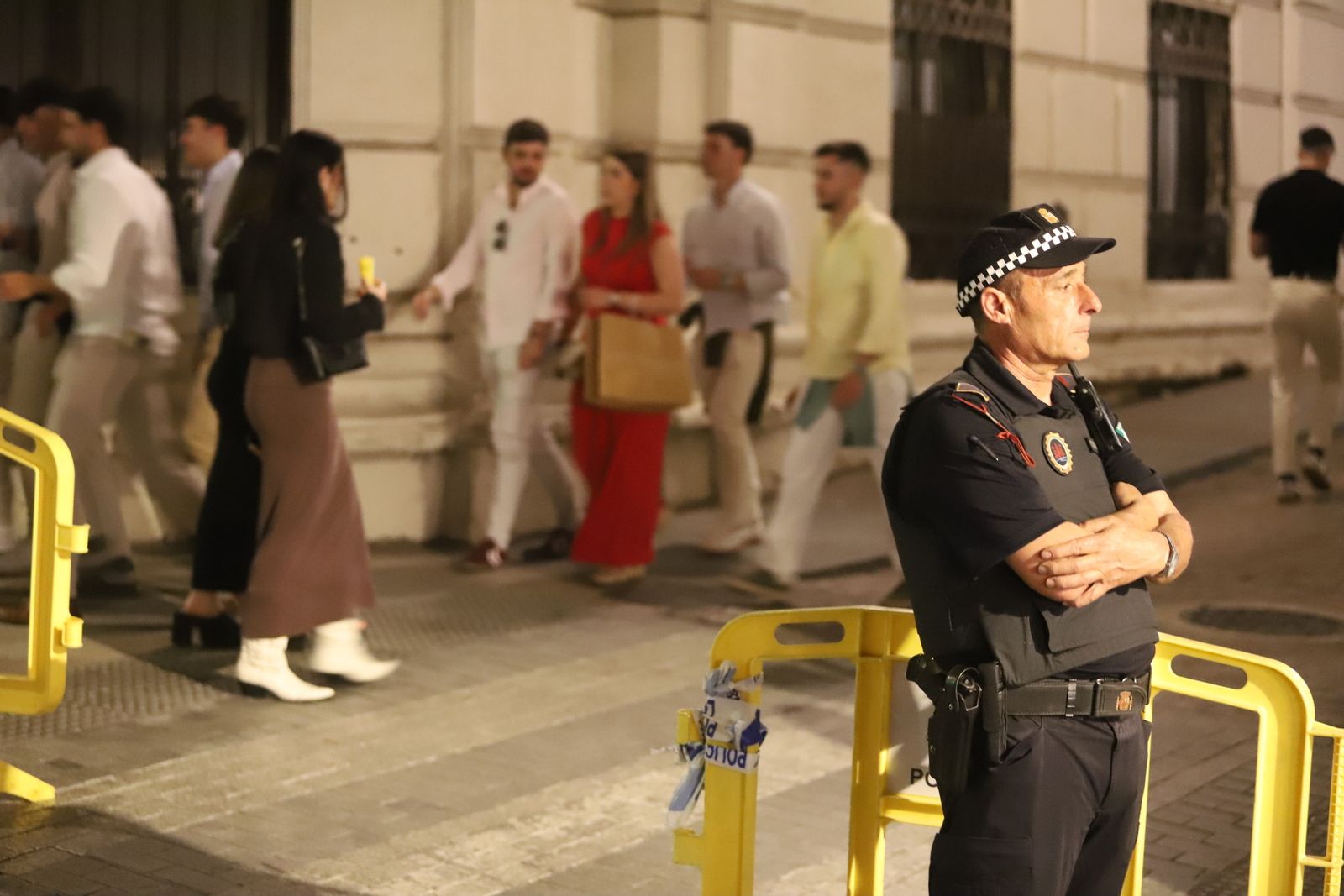 La tercera noche de cruces, en imágenes