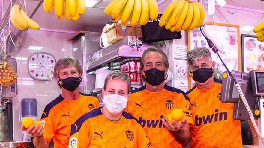 Valencia CF y Puma, con el comercio valenciano